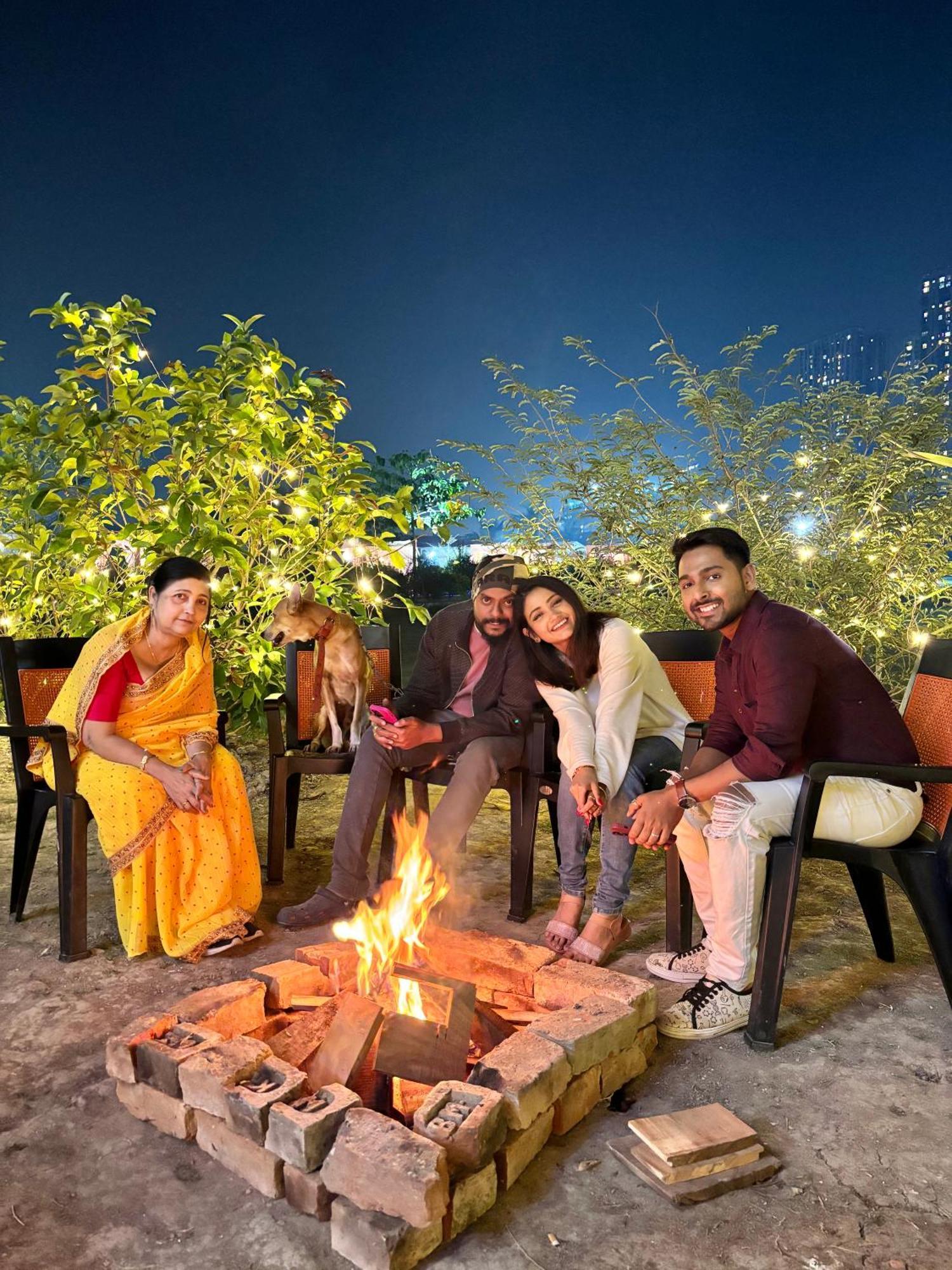 Palli Bangla Resort, Near Ruby Hospital, Anandapur コルカタ エクステリア 写真