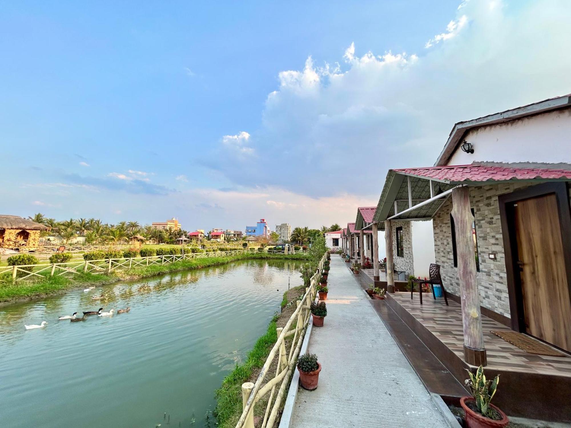 Palli Bangla Resort, Near Ruby Hospital, Anandapur コルカタ エクステリア 写真
