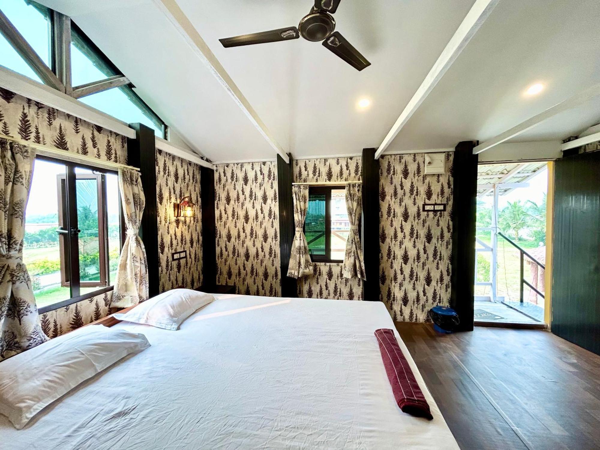 Palli Bangla Resort, Near Ruby Hospital, Anandapur コルカタ エクステリア 写真